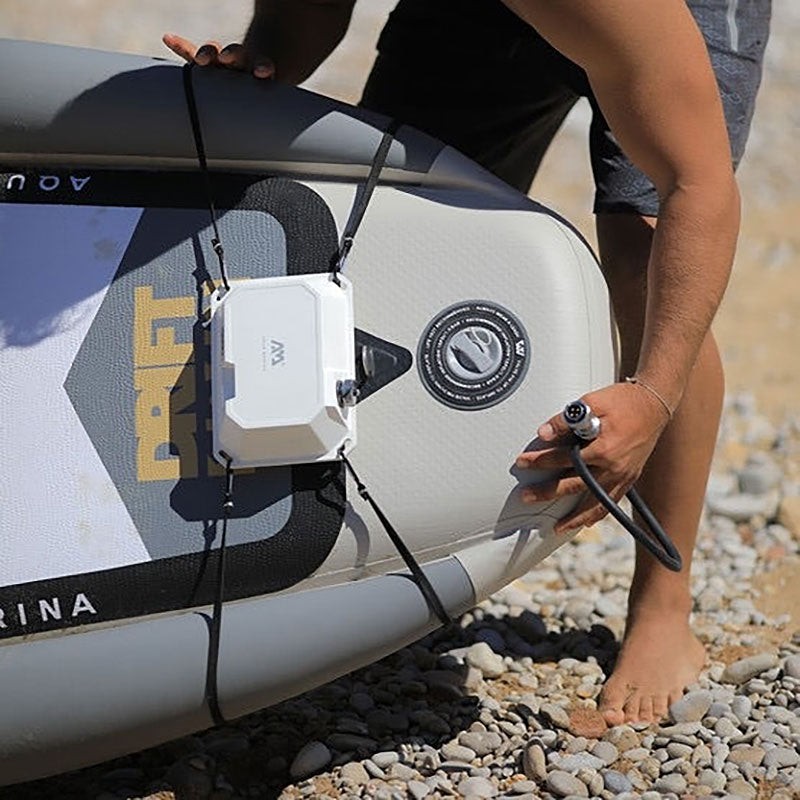 Photo of the Bluedrive S battery mounted onto an SUP