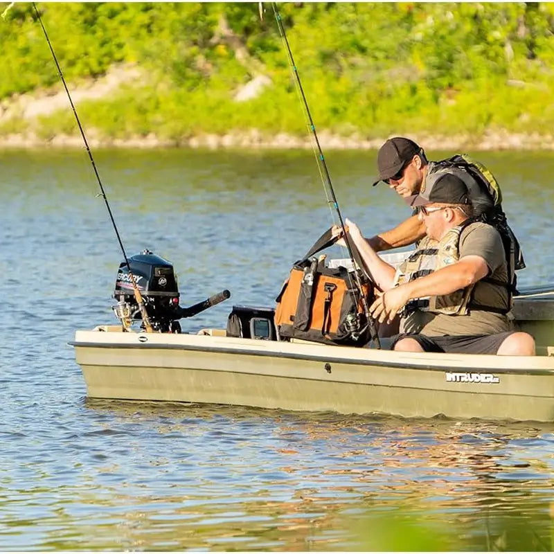 2 men fishing on a boat using the Exocrate 